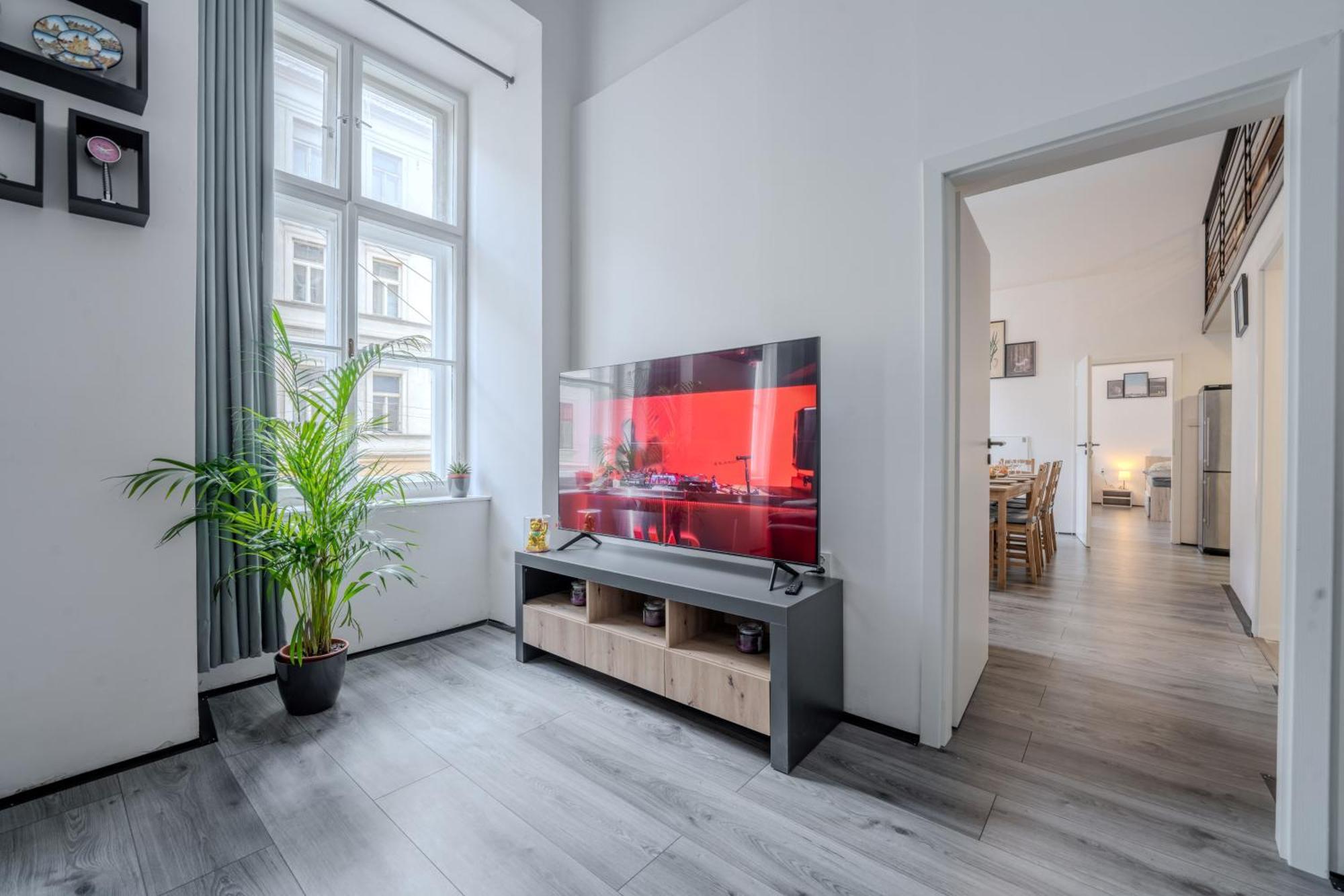 Appartamento Stunning & Spacious 2bdr Apt In Center Praga