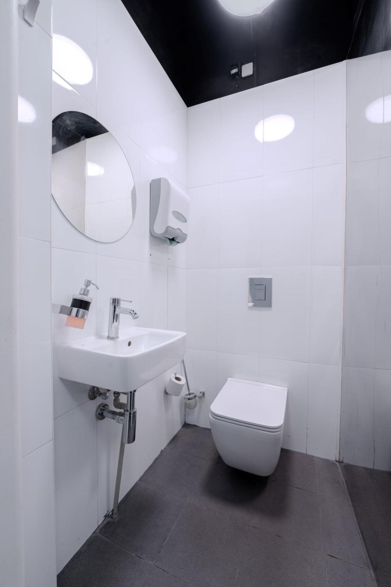 Stunning & Spacious 2bdr Apt In Center Appartamento Praga